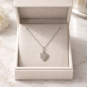 *NEW* Sterling Silver Heart Necklace